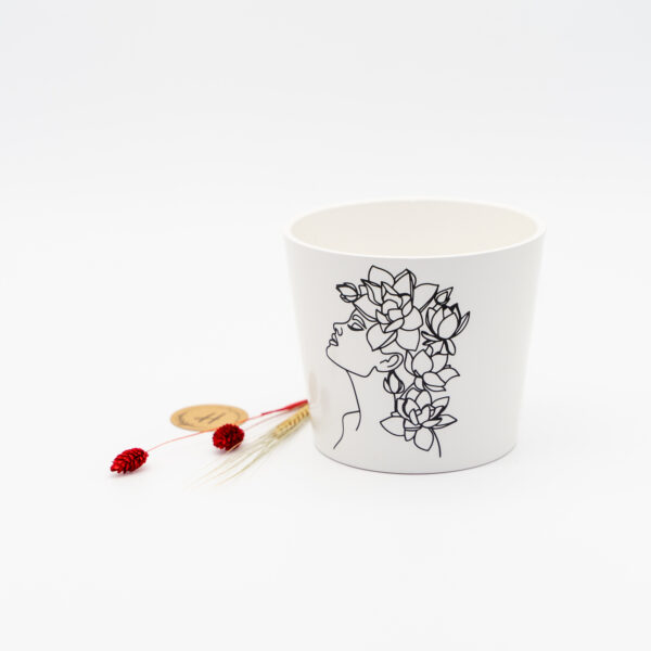 Design-Übertopf "Frau mit Blumen" ⌀12 cm